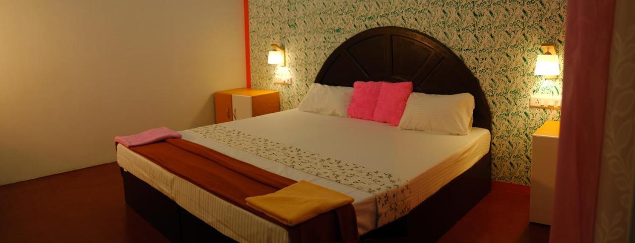 Marari Phoenix Beach Homestay Mararikulam Ngoại thất bức ảnh