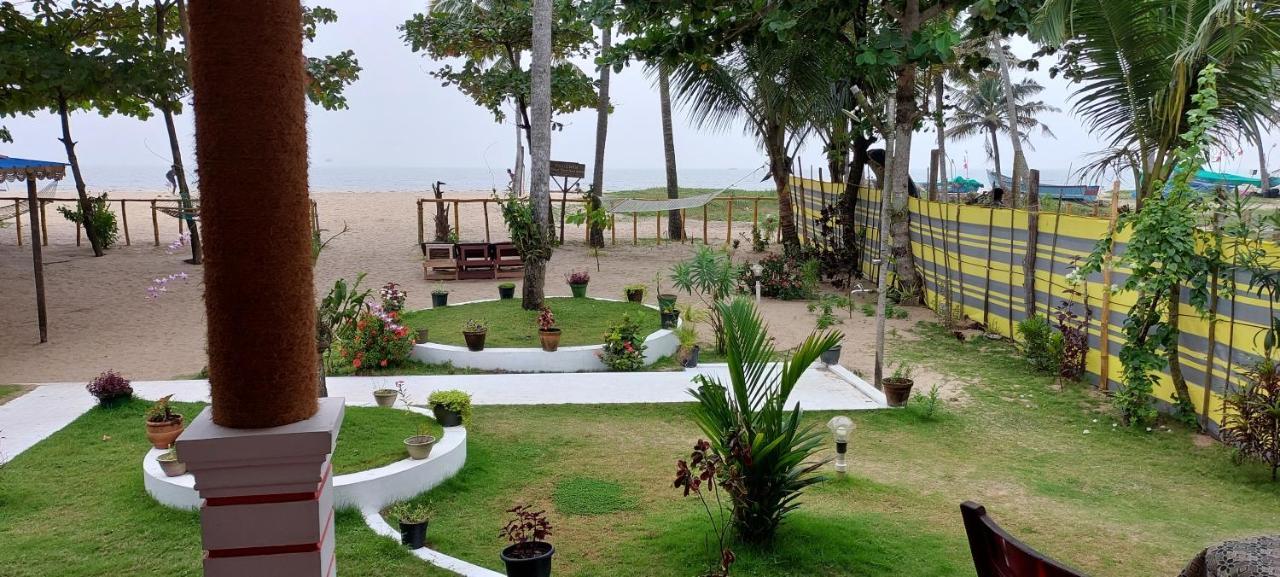 Marari Phoenix Beach Homestay Mararikulam Ngoại thất bức ảnh