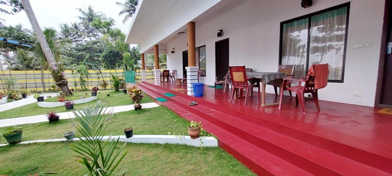 Marari Phoenix Beach Homestay Mararikulam Ngoại thất bức ảnh