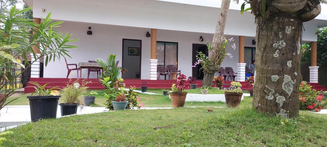 Marari Phoenix Beach Homestay Mararikulam Ngoại thất bức ảnh