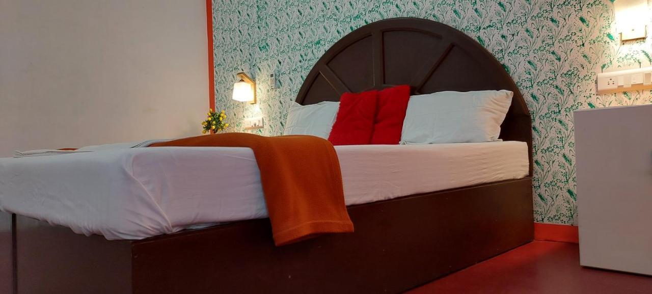 Marari Phoenix Beach Homestay Mararikulam Ngoại thất bức ảnh