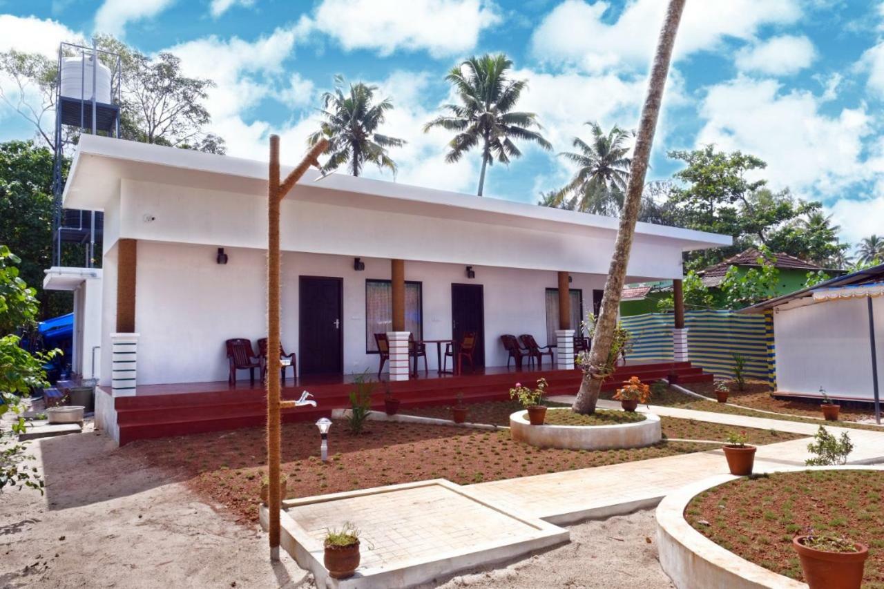 Marari Phoenix Beach Homestay Mararikulam Ngoại thất bức ảnh