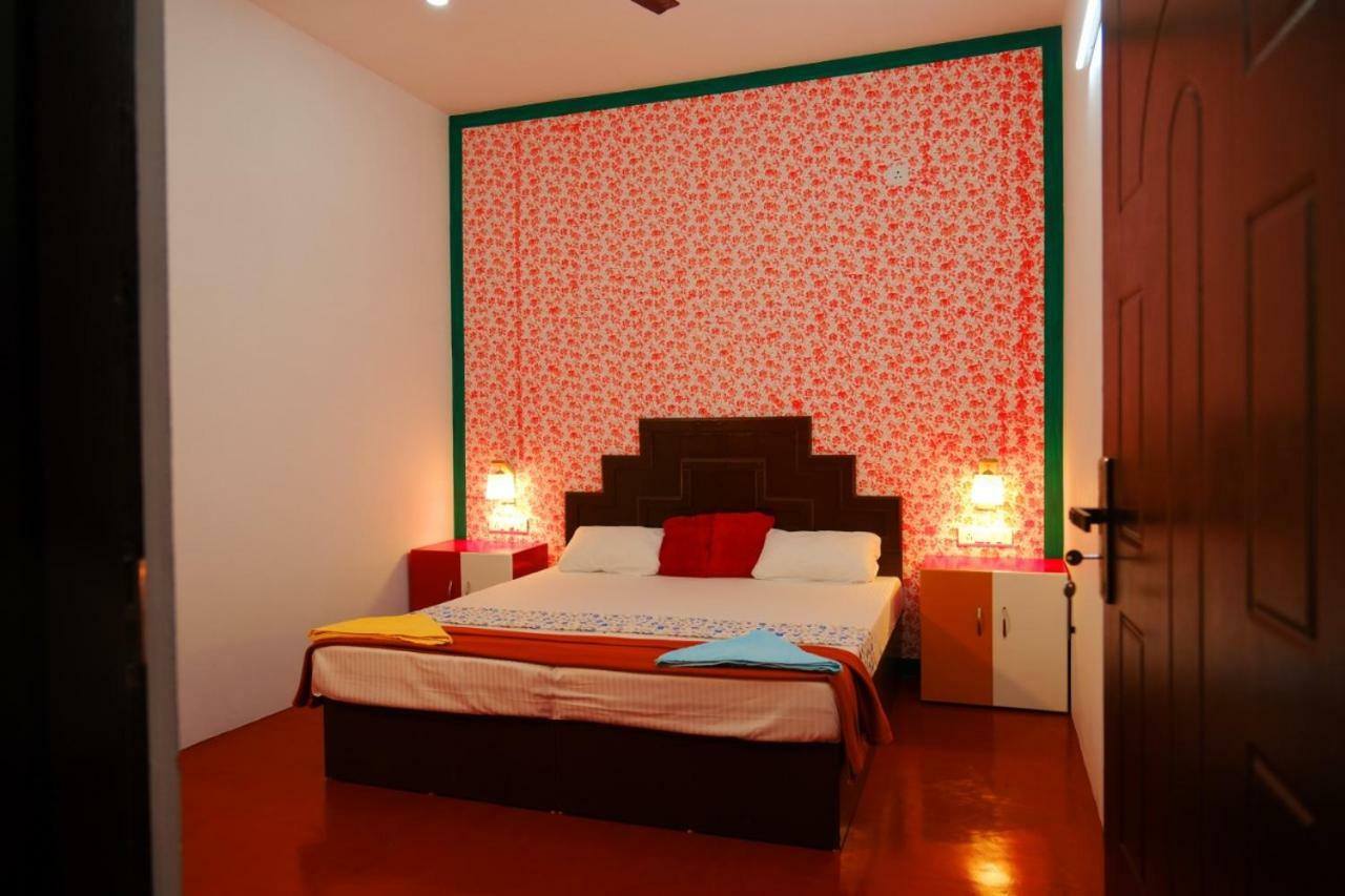 Marari Phoenix Beach Homestay Mararikulam Ngoại thất bức ảnh