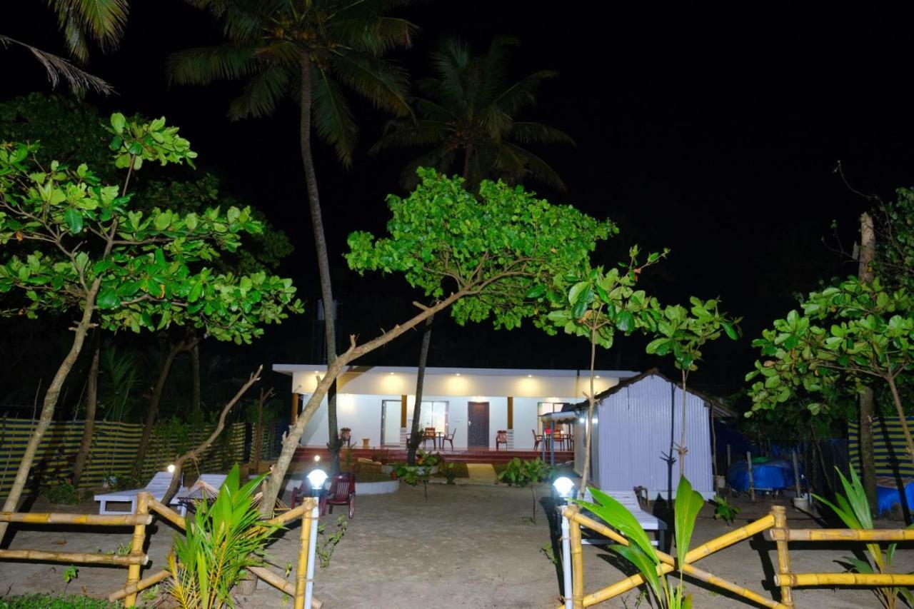 Marari Phoenix Beach Homestay Mararikulam Ngoại thất bức ảnh